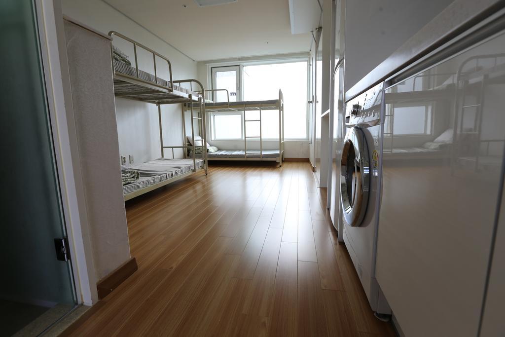 Хостел Phil House Guri Номер фото