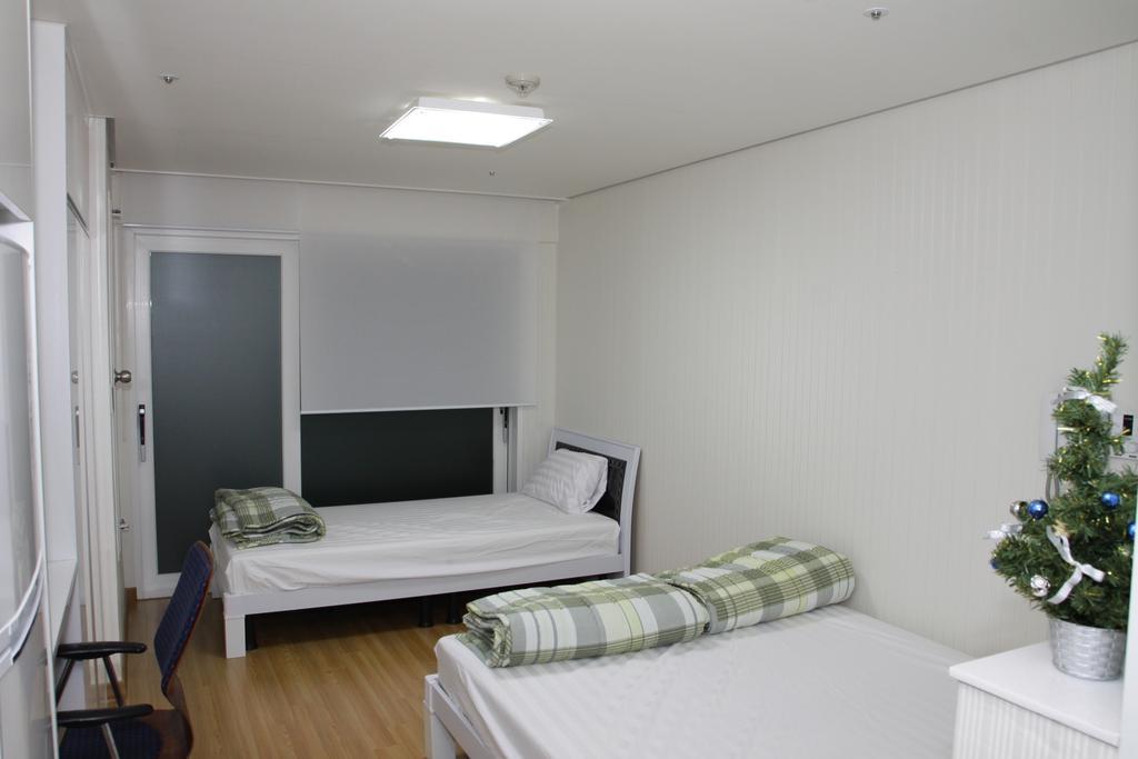 Хостел Phil House Guri Номер фото