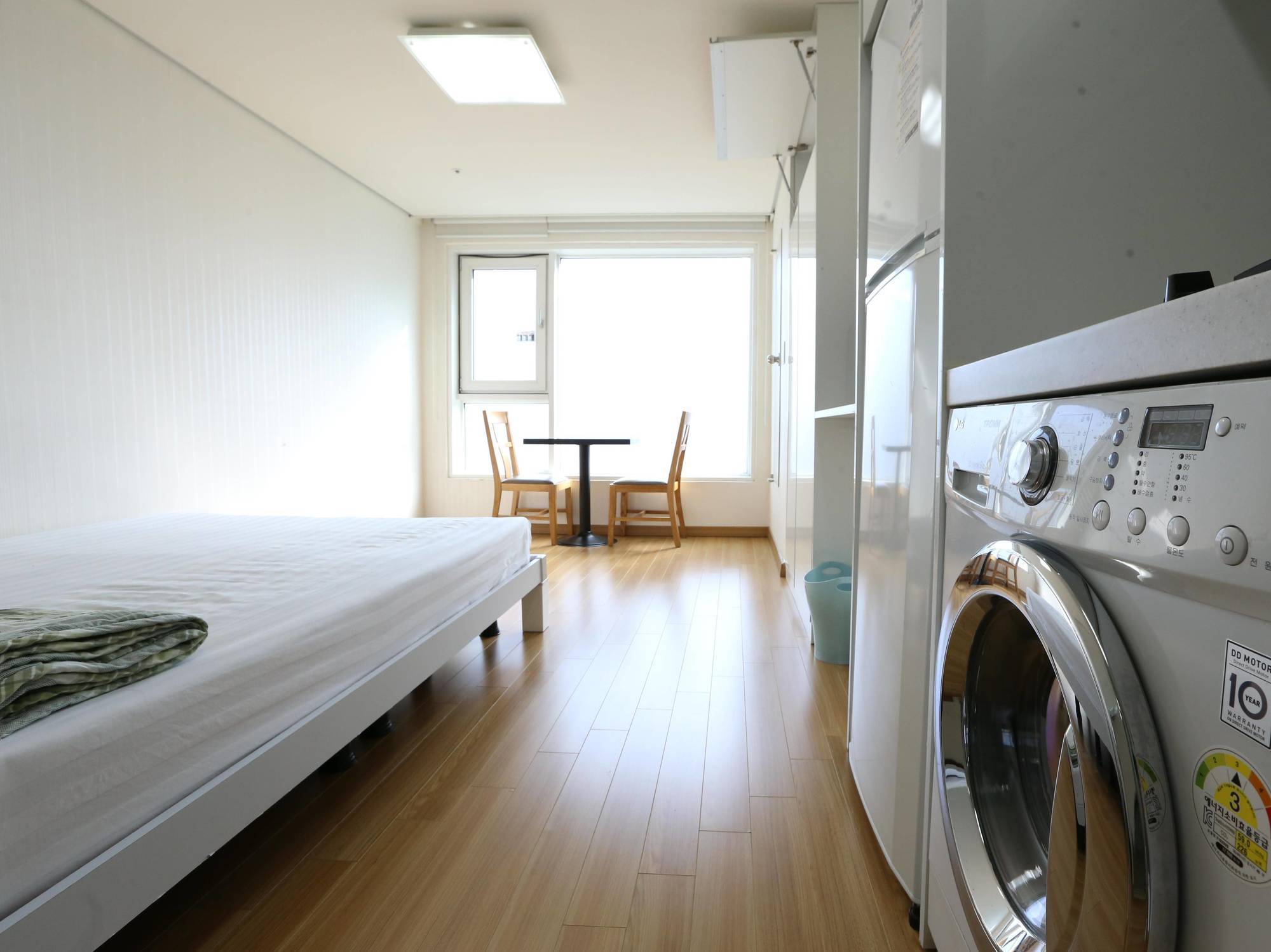 Хостел Phil House Guri Экстерьер фото